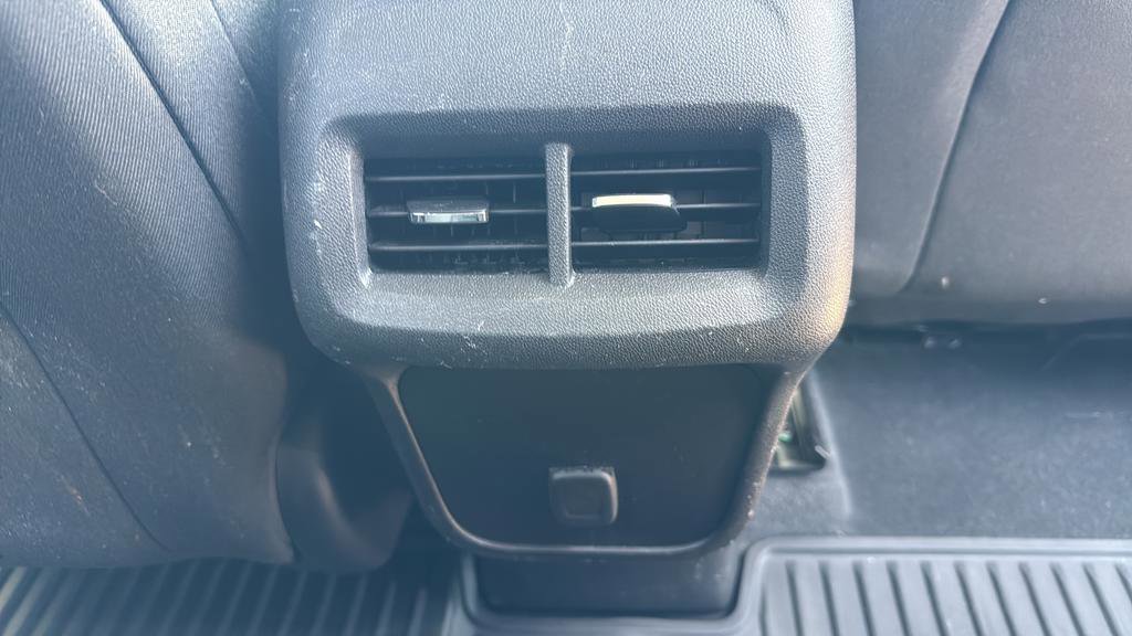 Used 2018 Chevrolet Equinox LT AWD/4WD image 18