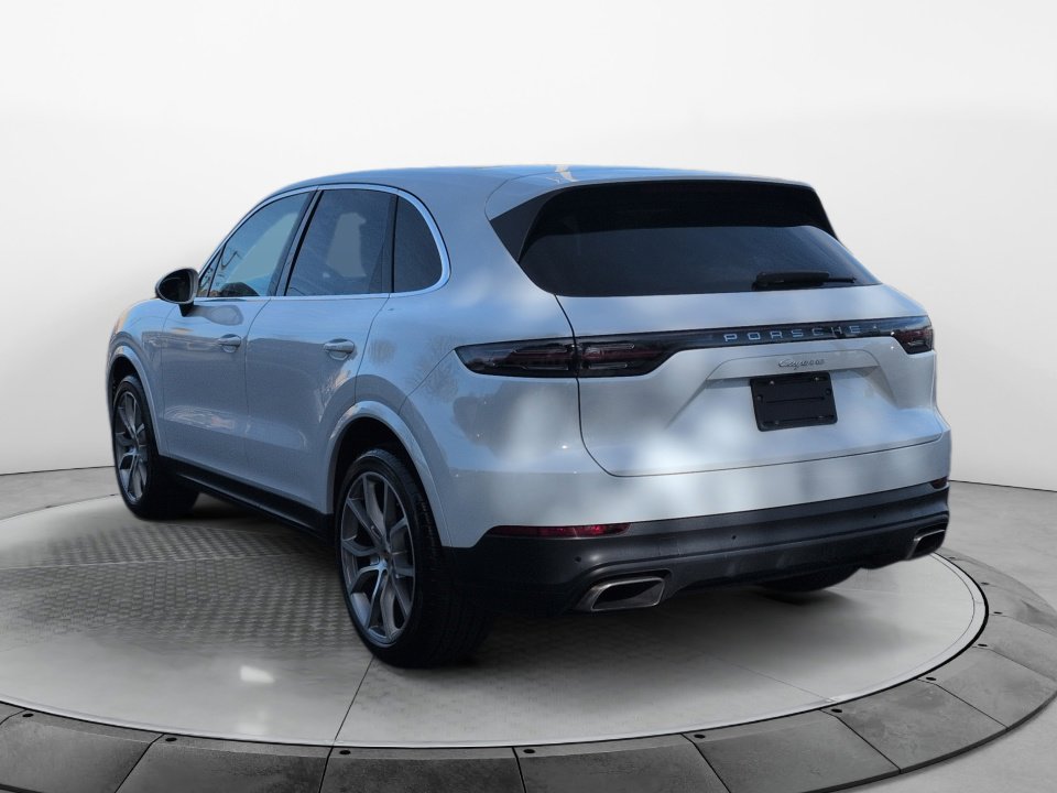 Used 2019 Porsche Cayenne AWD/4WD image 5