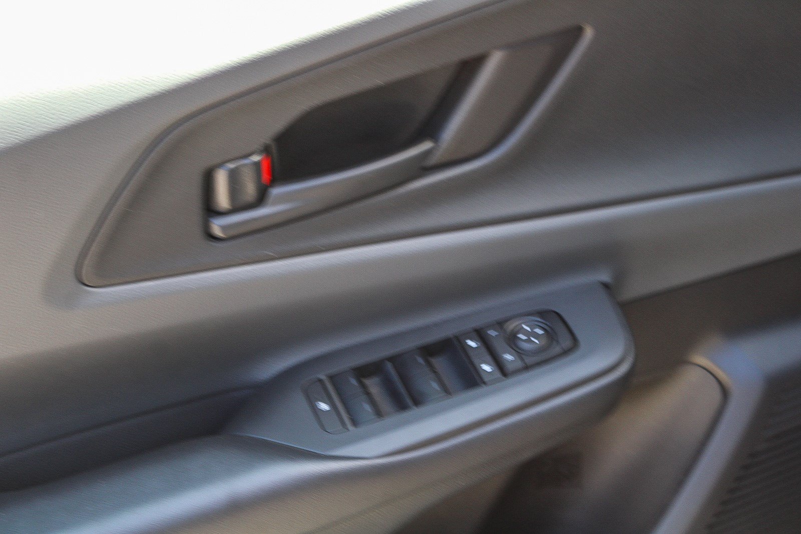 Certified 2025 Toyota Prius LE AWD/4WD image 22