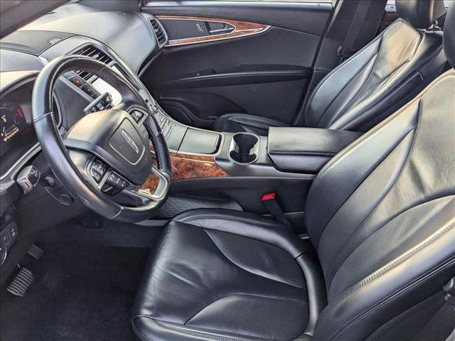 Used 2019 Lincoln Nautilus Select image 17