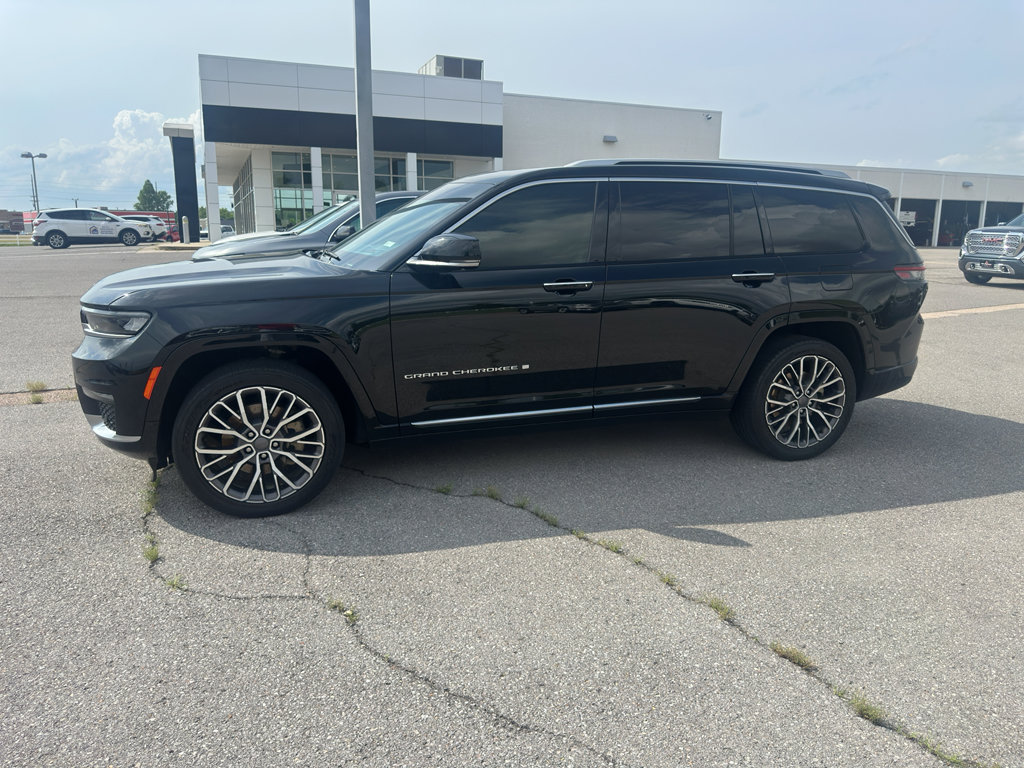 Used 2022 Jeep Grand Cherokee L Summit image 1