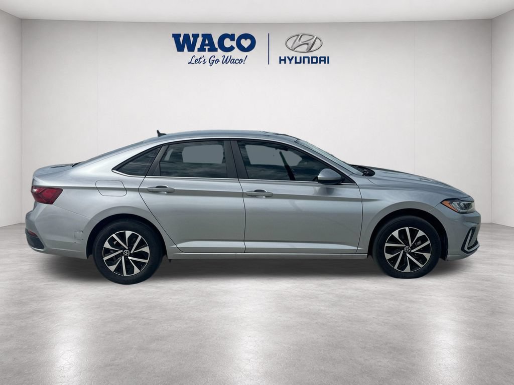 Used 2025 Volkswagen Jetta S FWD image 9
