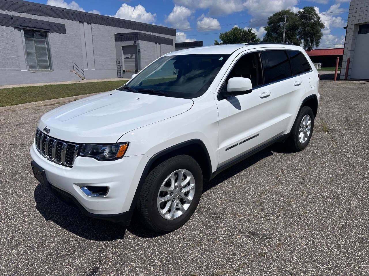 Used 2022 Jeep Grand Cherokee Laredo E