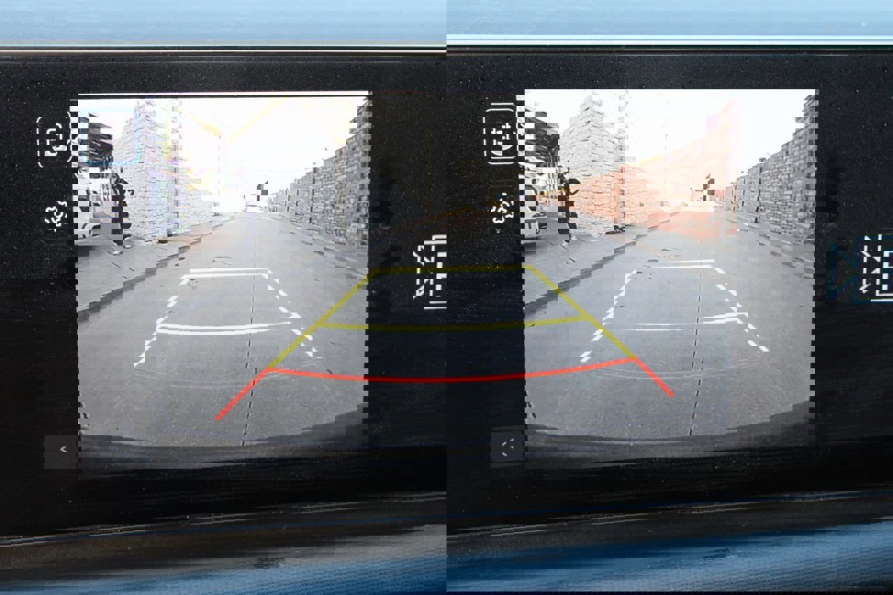 Used 2025 Hyundai Santa Cruz SE image 7