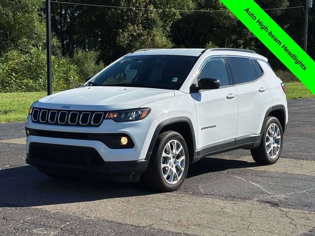 Used 2023 Jeep Compass Latitude AWD/4WD image 28