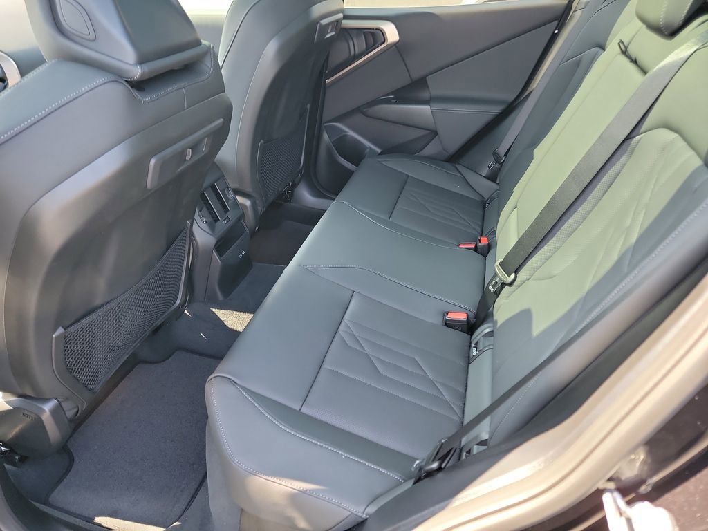 Certified 2025 BMW X3 xDrive30i w/ Premium Package image 9