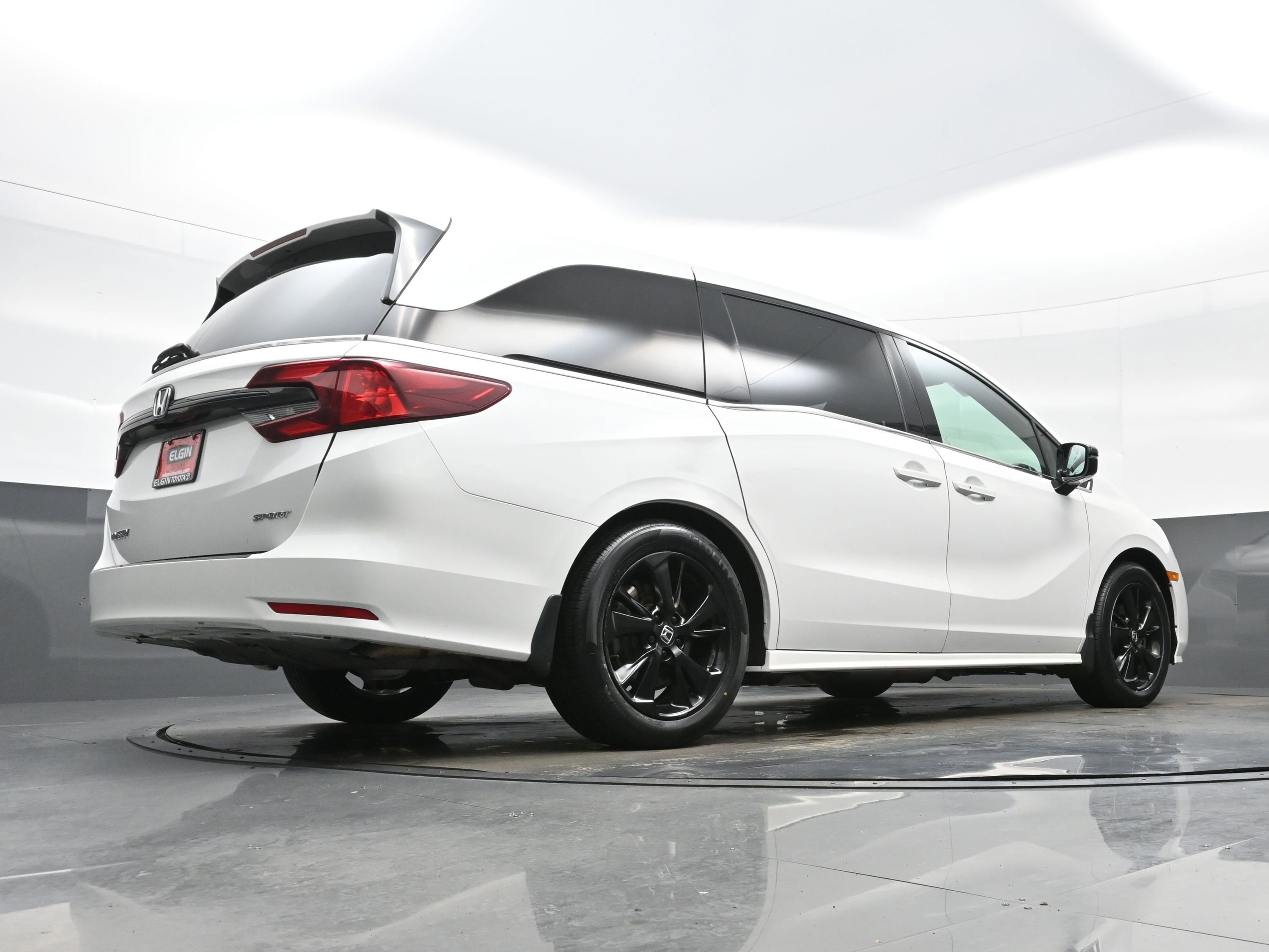 Used 2023 Honda Odyssey Sport image 33
