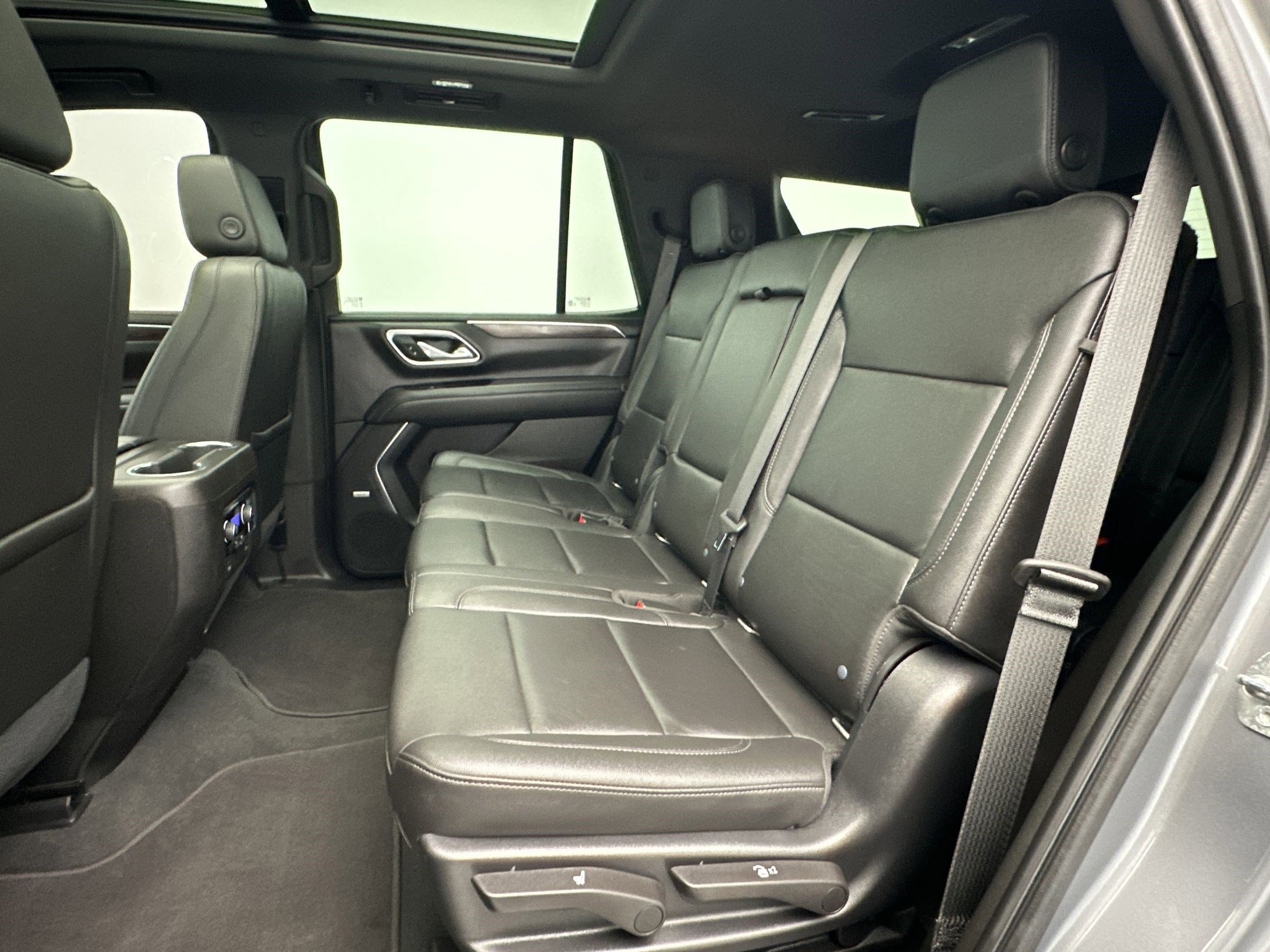 Used 2021 Chevrolet Tahoe LT AWD/4WD image 14