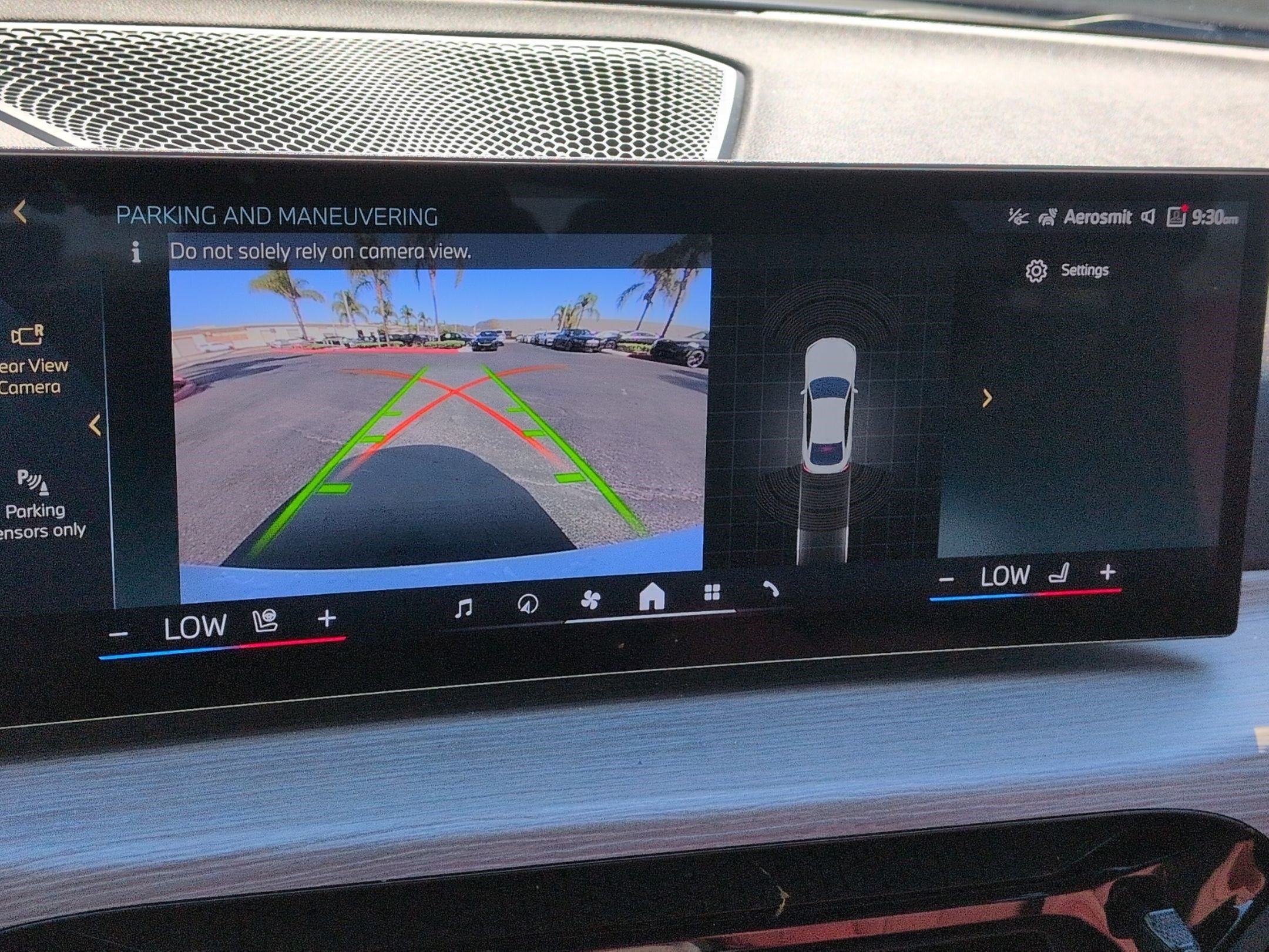 Certified 2025 BMW i4 eDrive40 w/ Premium Package RWD image 24