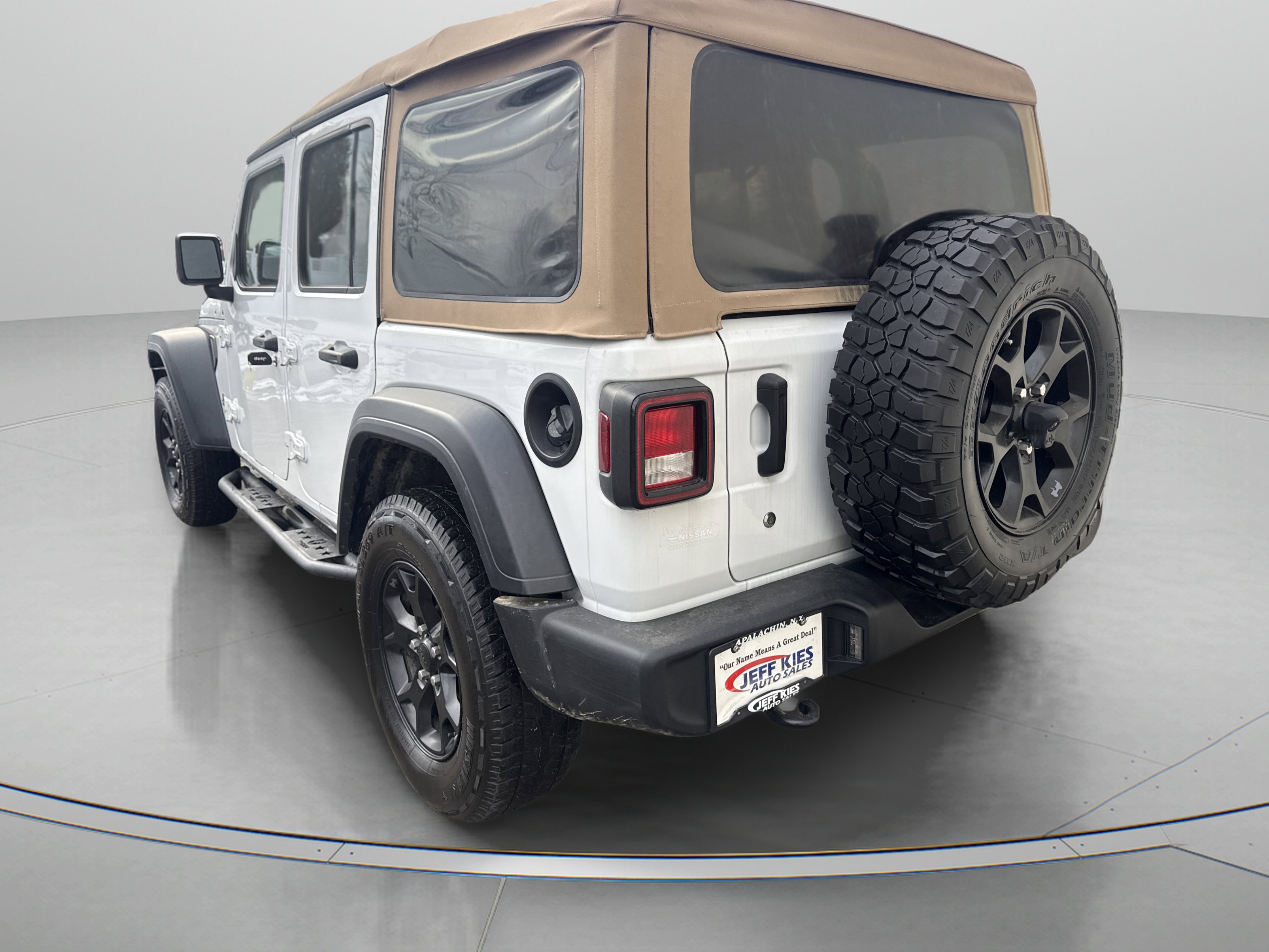 Used 2019 Jeep Wrangler Unlimited Sport S AWD/4WD image 7
