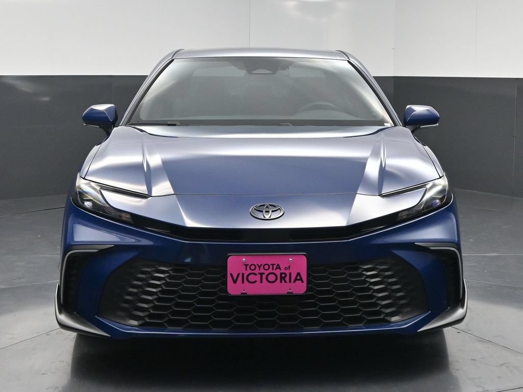 Used 2025 Toyota Camry SE w/ Convenience Package FWD image 18