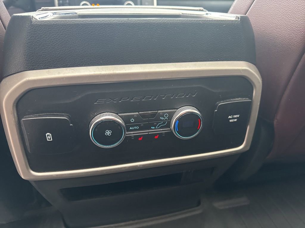 Certified 2023 Ford Expedition Limited image 31