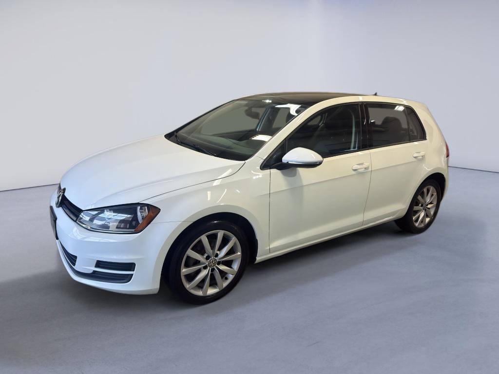 Used 2017 Volkswagen Golf Wolfsburg Edition image 3