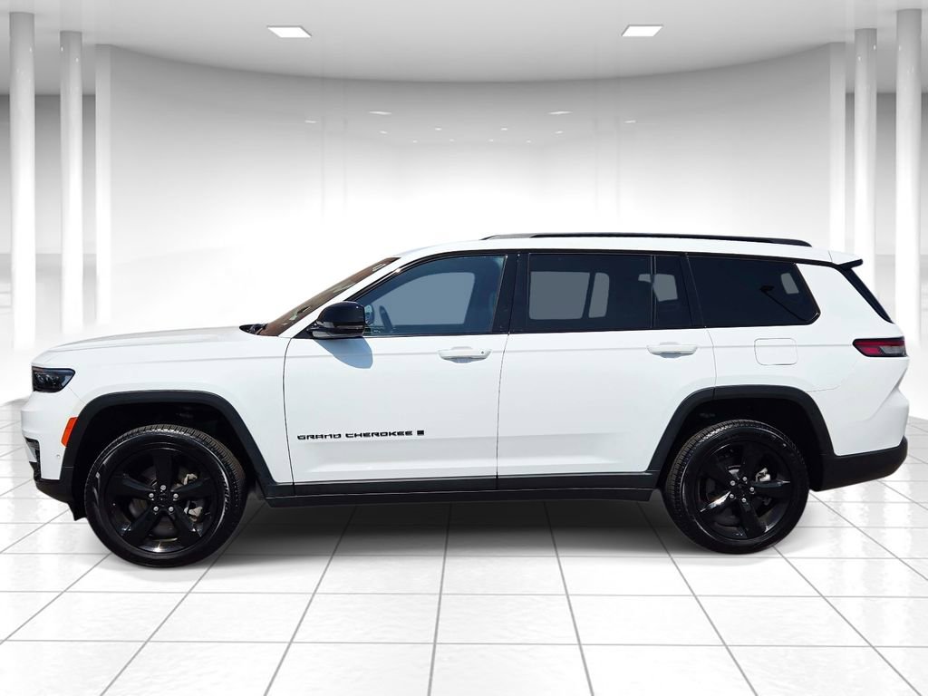 Used 2025 Jeep Grand Cherokee L Limited w/ Luxury Tech Group II AWD/4WD image 6
