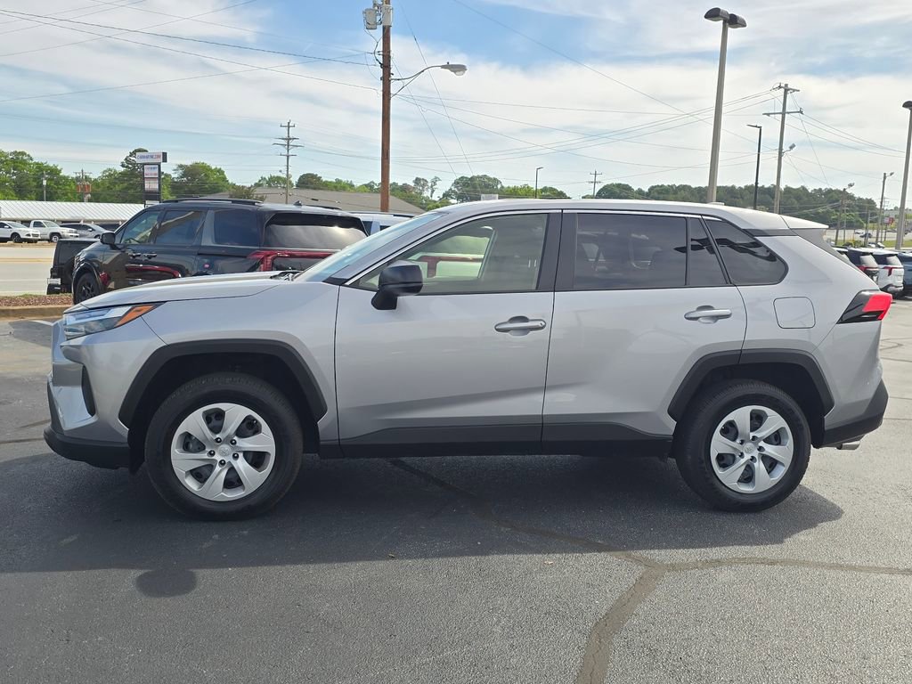 Used 2025 Toyota RAV4 LE FWD image 6