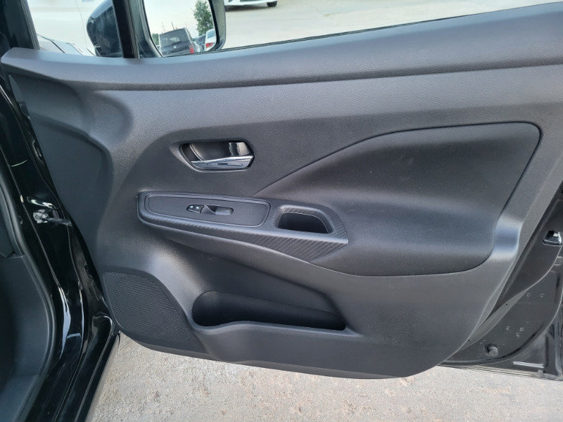 Used 2021 Nissan Versa SV FWD image 26