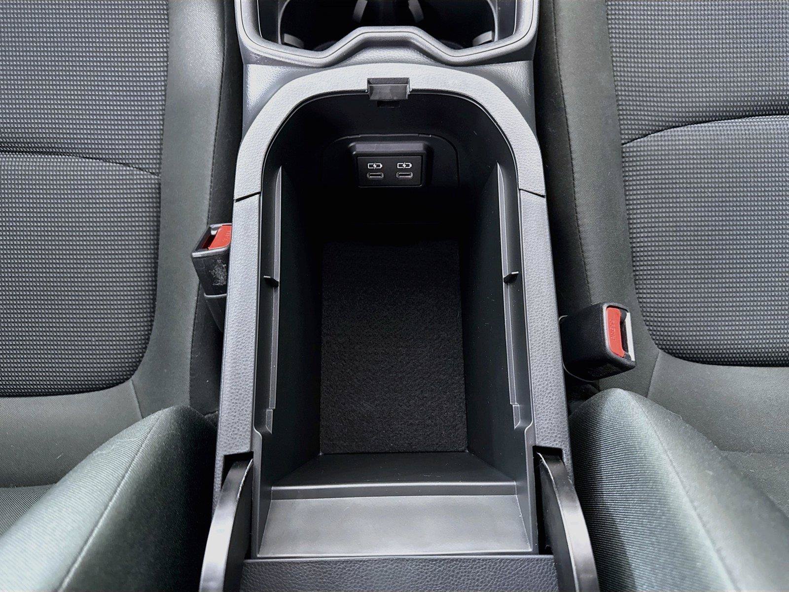 Certified 2025 Toyota RAV4 LE FWD image 29