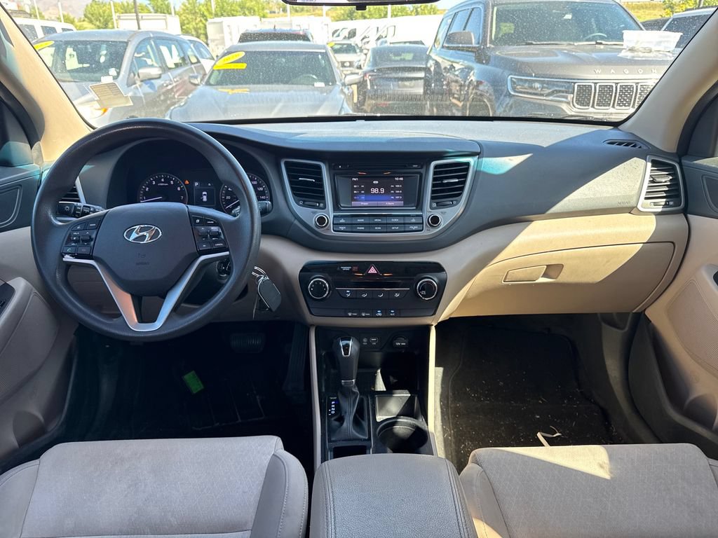 Used 2017 Hyundai Tucson SE w/ SE Popular Package 02 FWD image 14
