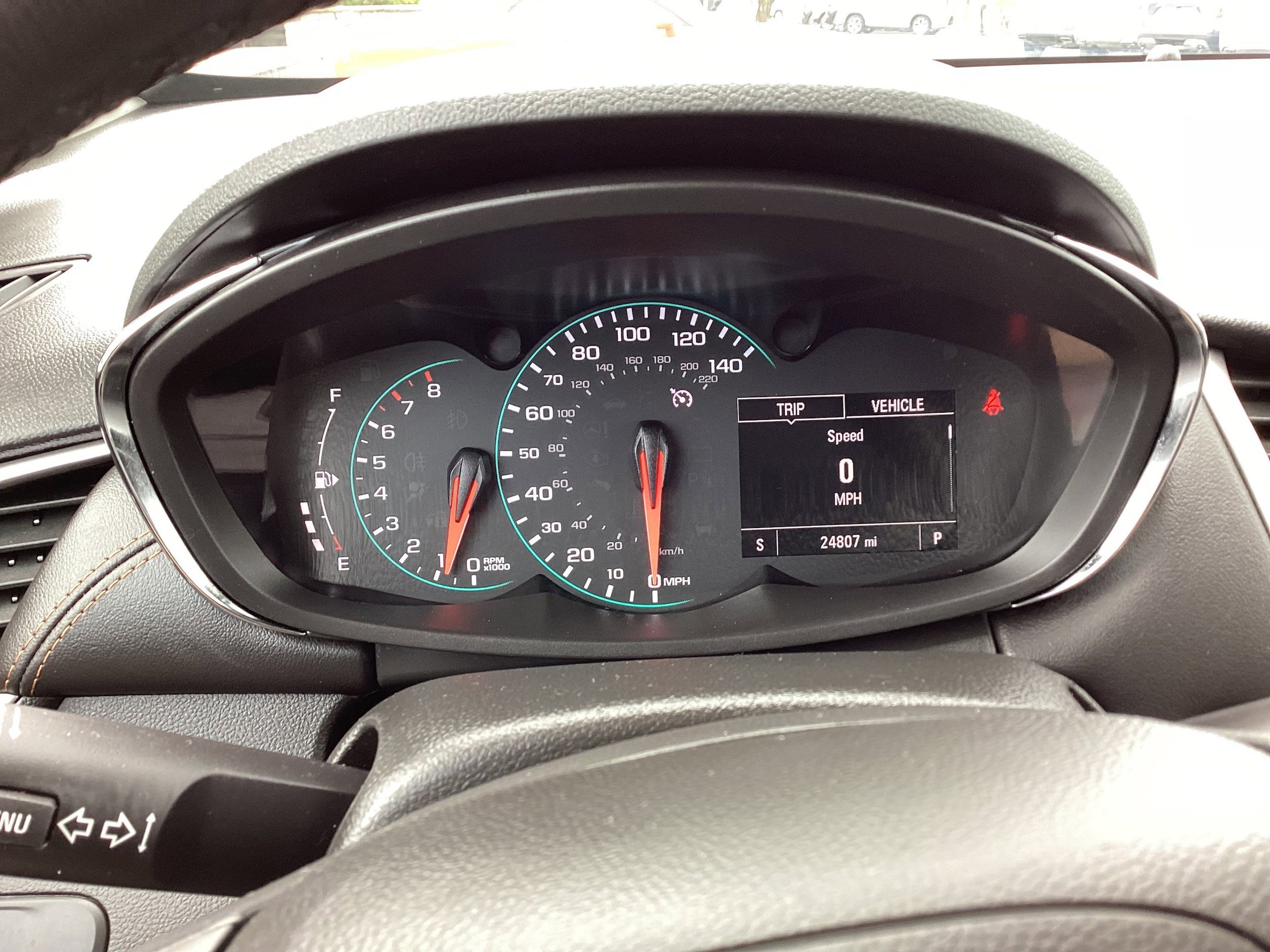 Used 2022 Chevrolet Trax LT w/ LT Convenience Package AWD/4WD image 17