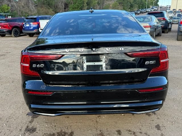 Used 2024 Volvo S60 B5 Plus AWD/4WD image 5