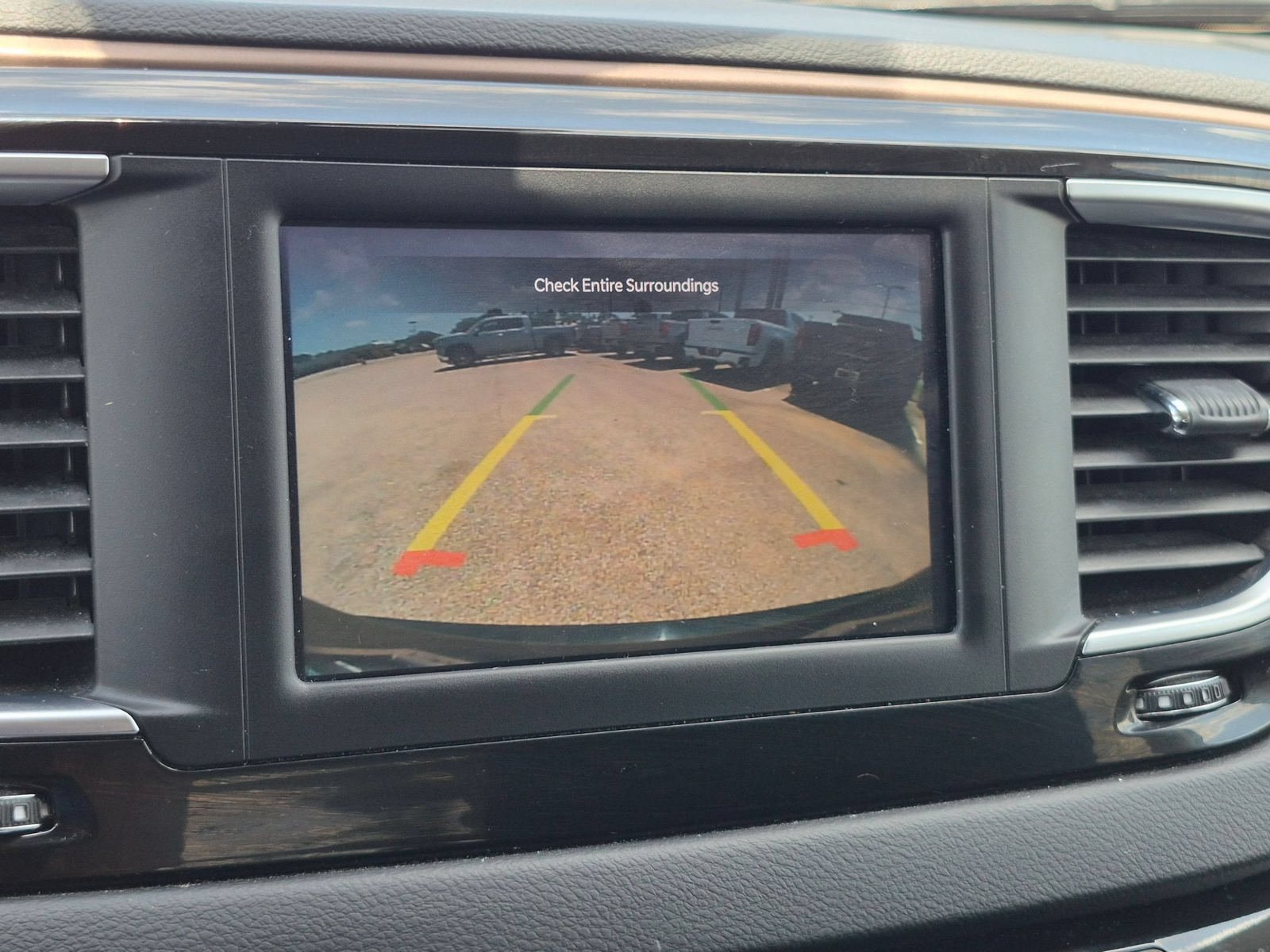 Used 2023 Chrysler Voyager LX FWD image 19