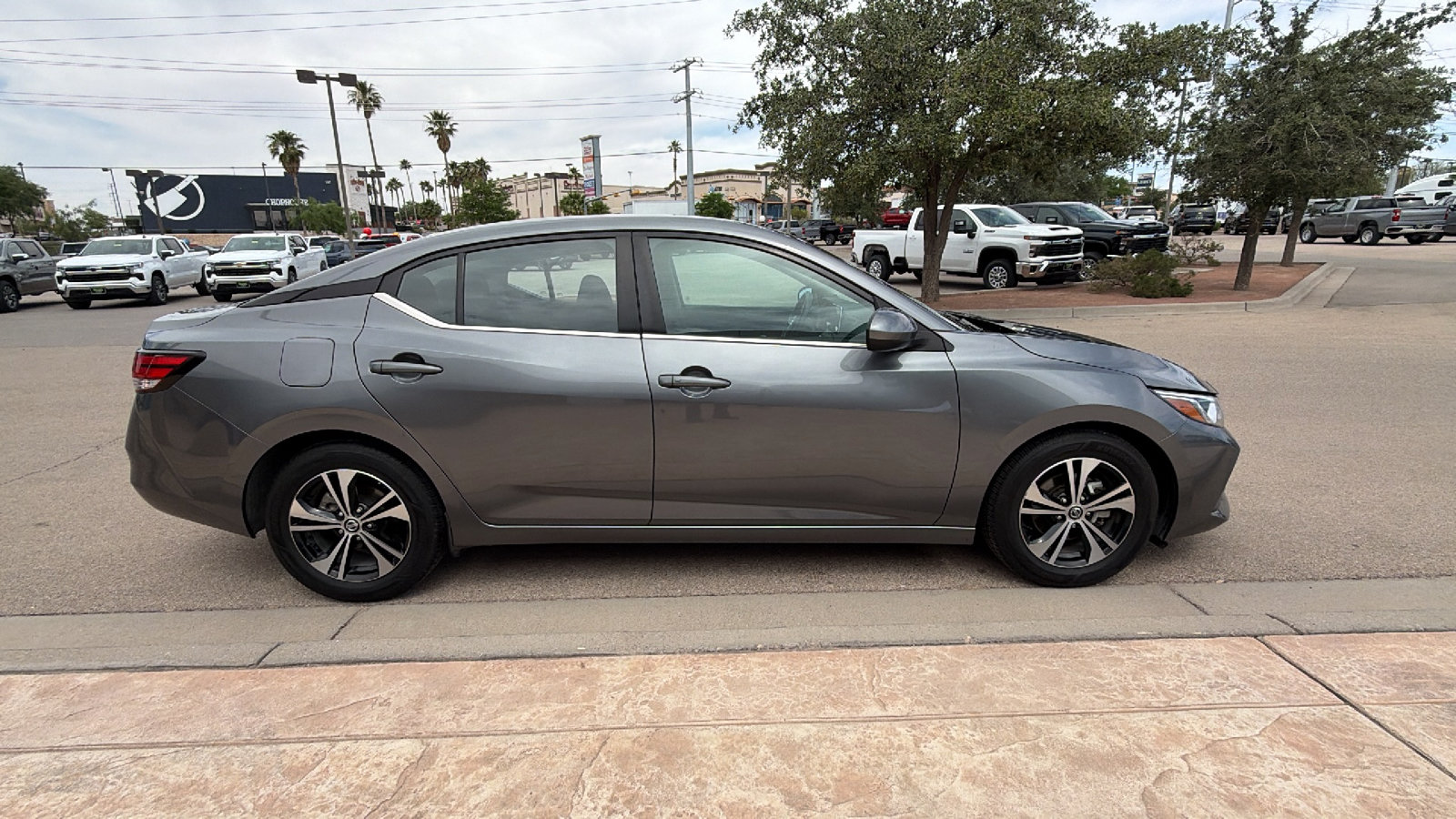Used 2023 Nissan Sentra SV FWD image 5