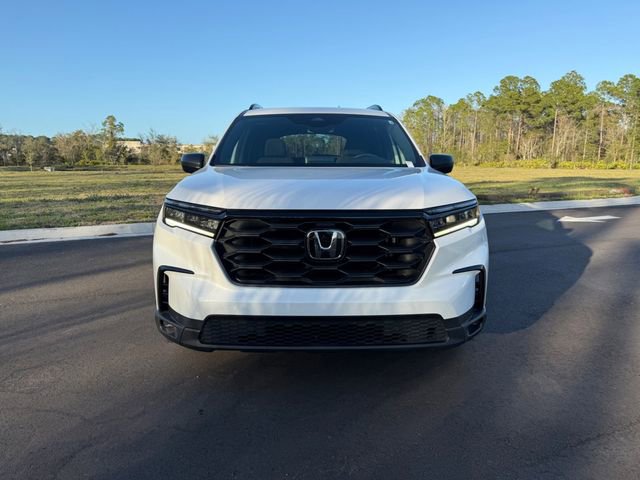 Used 2023 Honda Pilot Sport image 15