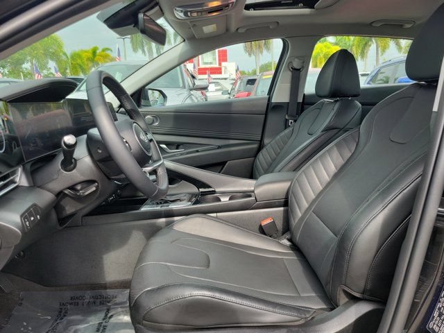 Certified 2023 Hyundai Elantra Limited FWD image 14