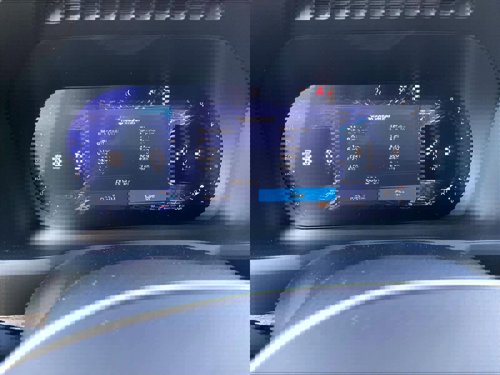 New 2026 Volvo XC90 B5 Plus w/ Protection Package image 19