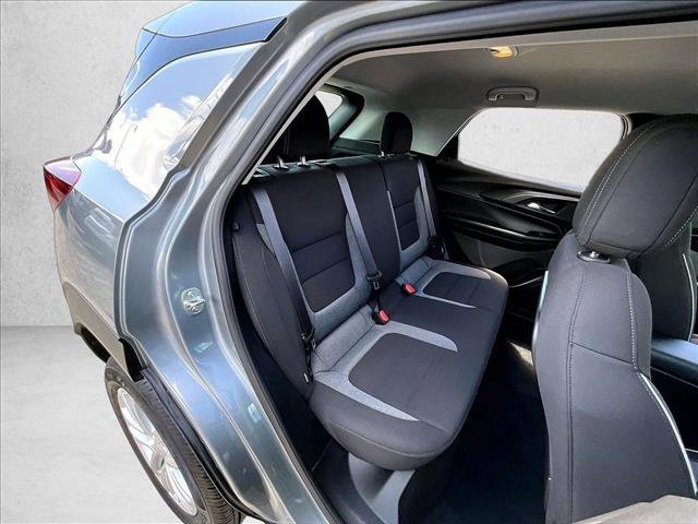 Used 2025 Chevrolet TrailBlazer LS FWD image 27
