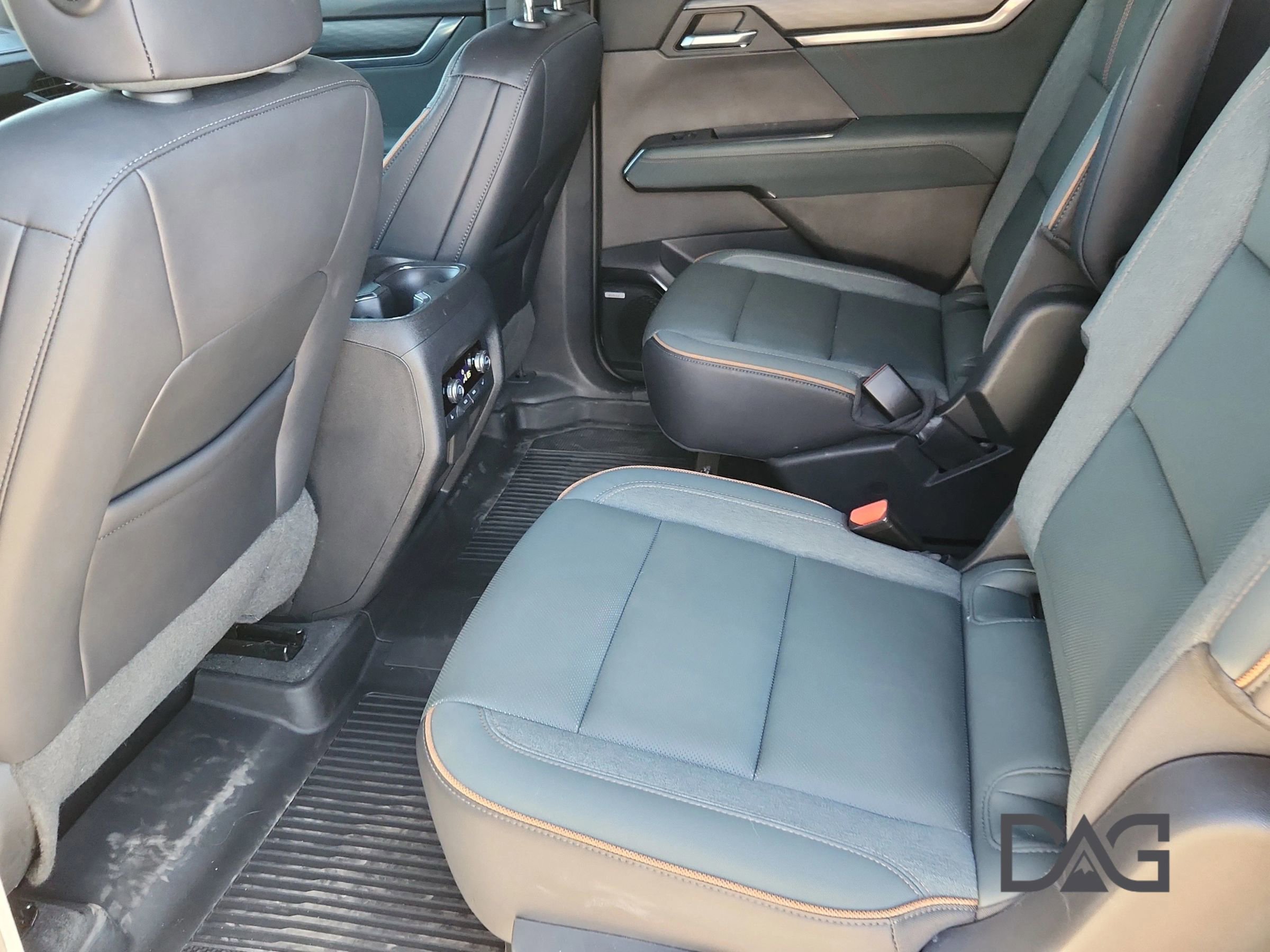 Used 2024 GMC Acadia AT4 w/ Super Cruise Package image 17