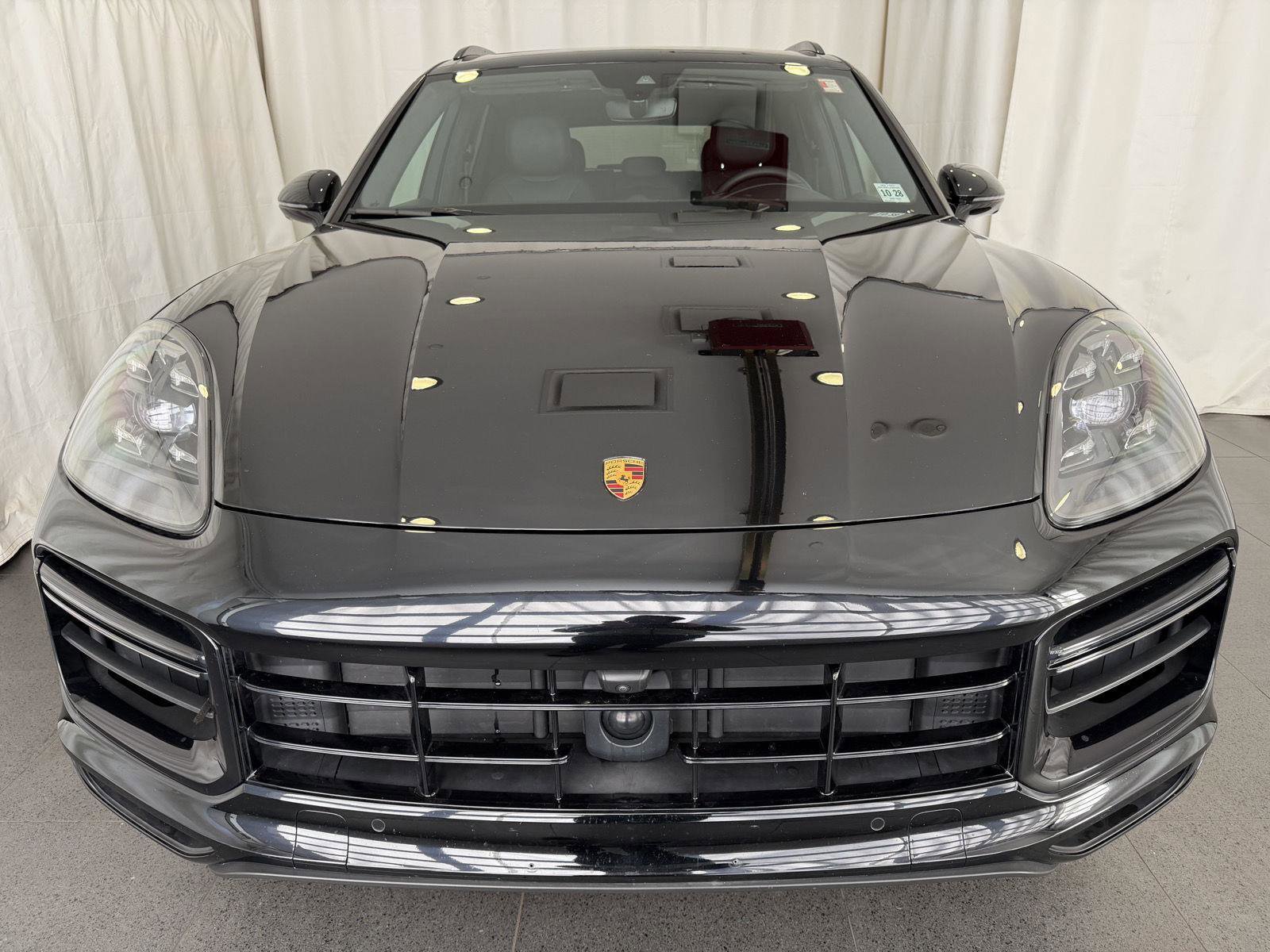 Certified 2023 Porsche Cayenne Turbo image 6