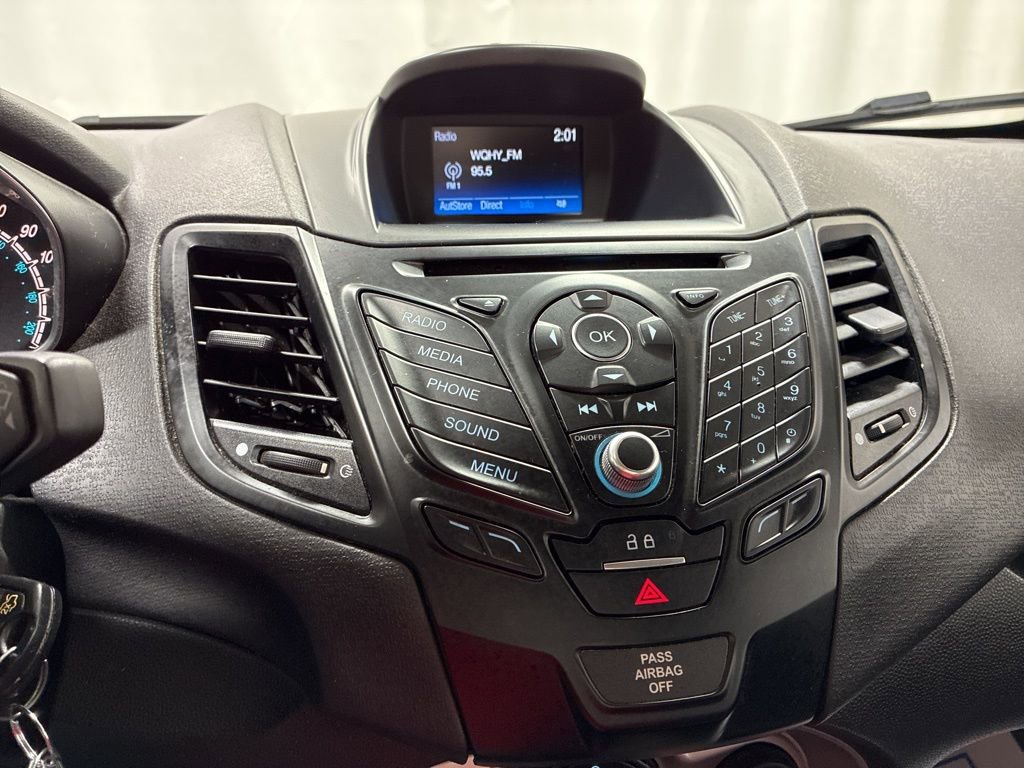 Used 2019 Ford Fiesta SE image 16