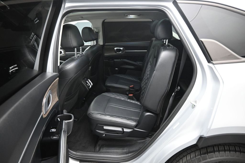 Used 2021 Kia Sorento SX Prestige AWD/4WD image 20