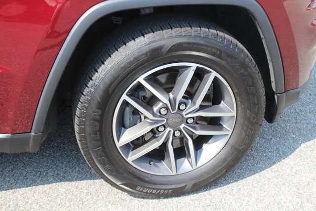 Used 2021 Jeep Grand Cherokee Limited AWD/4WD image 36