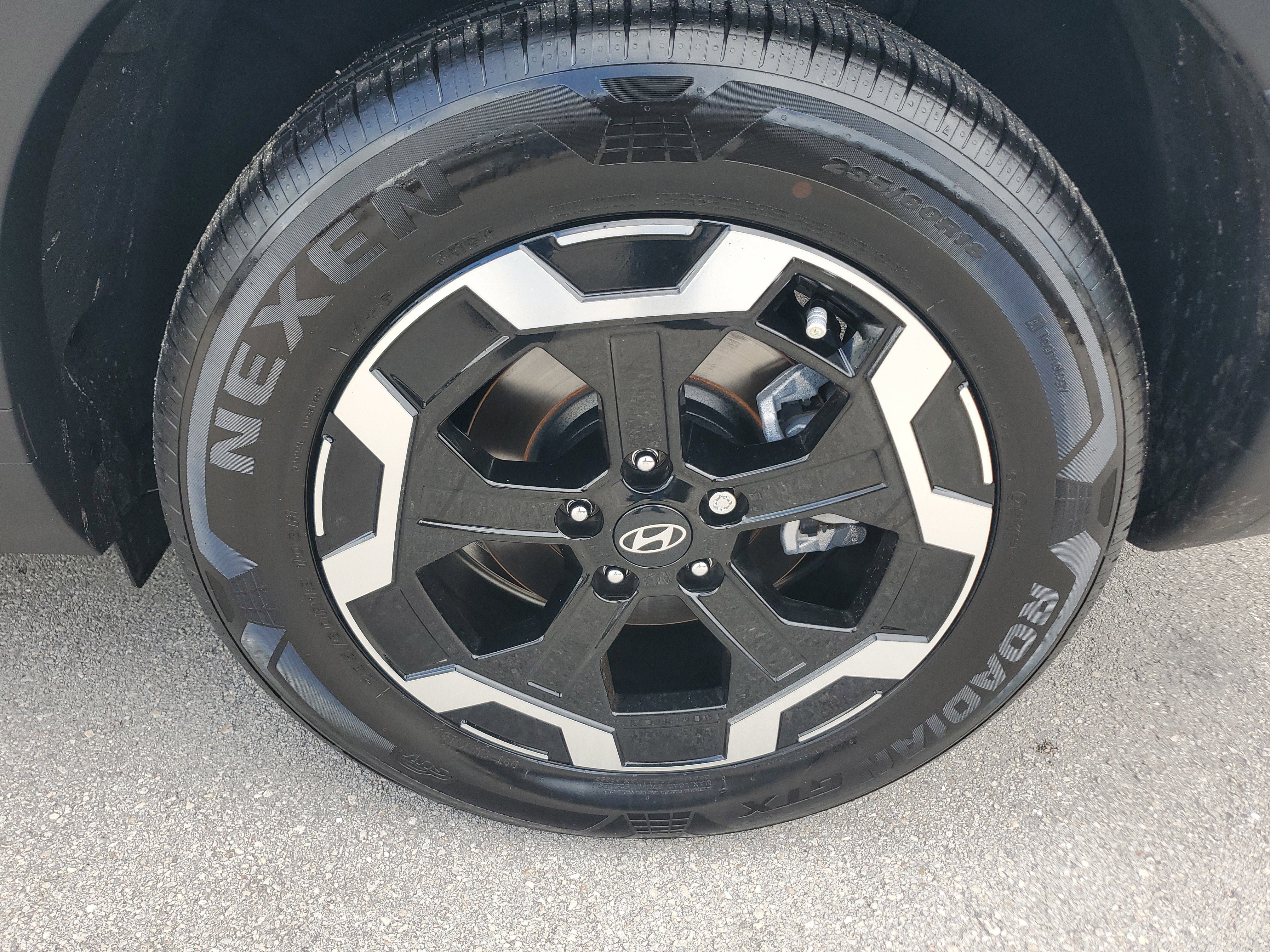 Used 2025 Hyundai Santa Fe SEL image 31