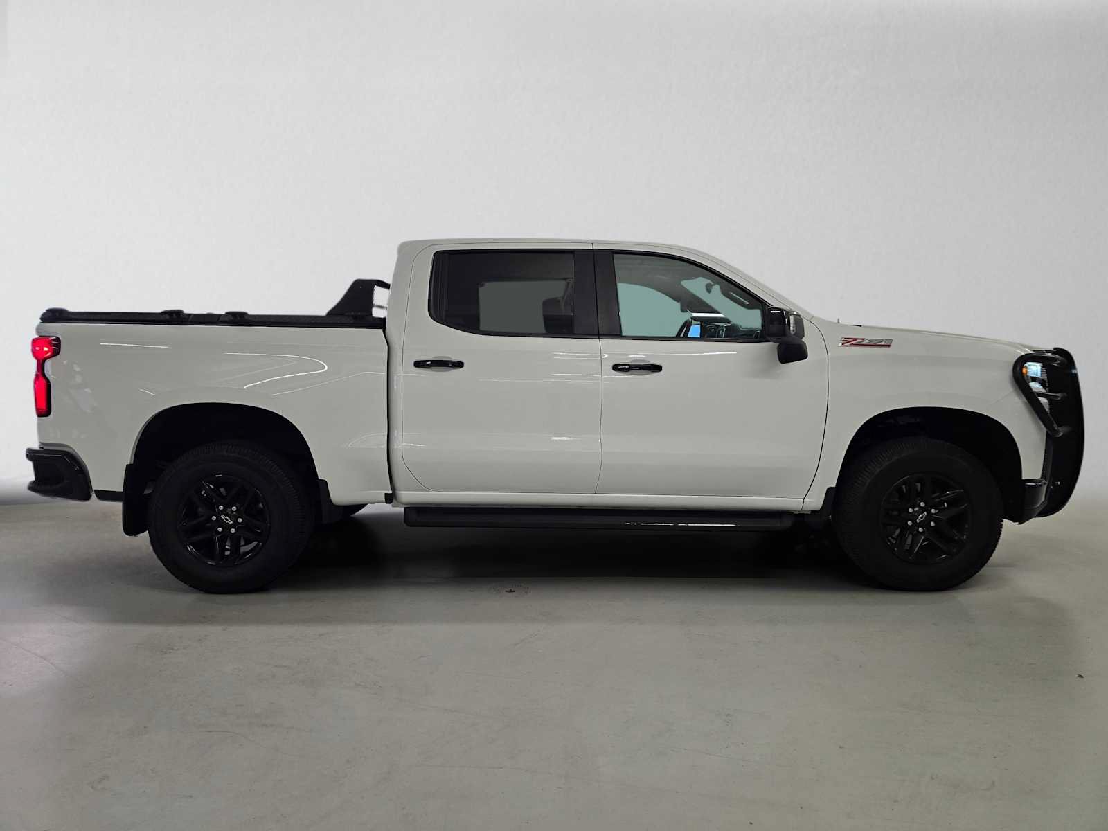 Used 2020 Chevrolet Silverado 1500 LT Trail Boss AWD/4WD image 6