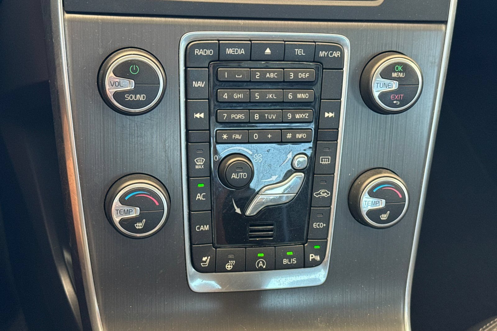 Used 2015 Volvo S60 T5 Platinum FWD image 20