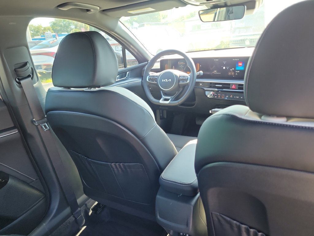 New 2026 Kia K5 GT-Line w/ GT-Line Premium Package FWD image 13
