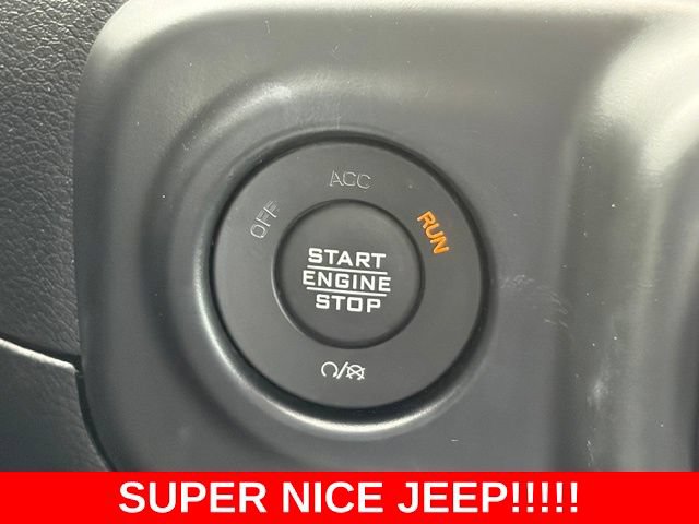Used 2021 Jeep Wrangler Unlimited Sport AWD/4WD image 25