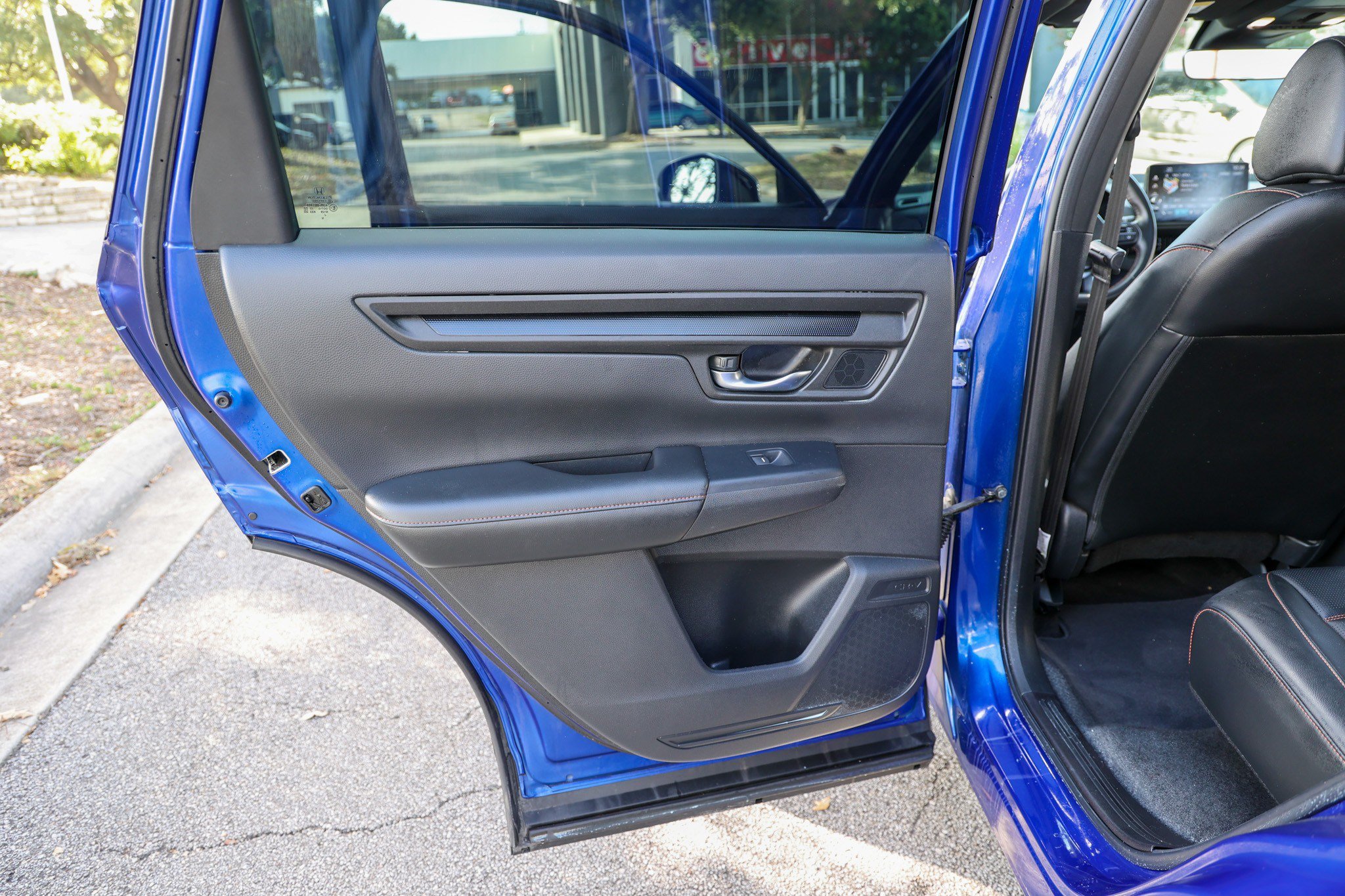 Used 2025 Honda CR-V Sport-L image 34