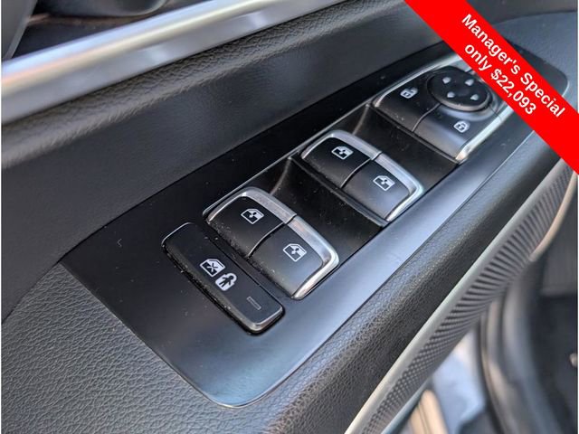 Used 2022 Kia Telluride LX image 16