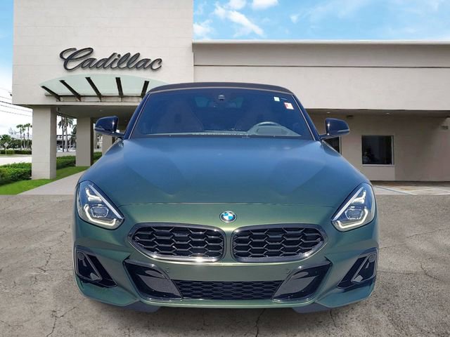 Used 2025 BMW Z4 M40i w/ Edition RWD image 8
