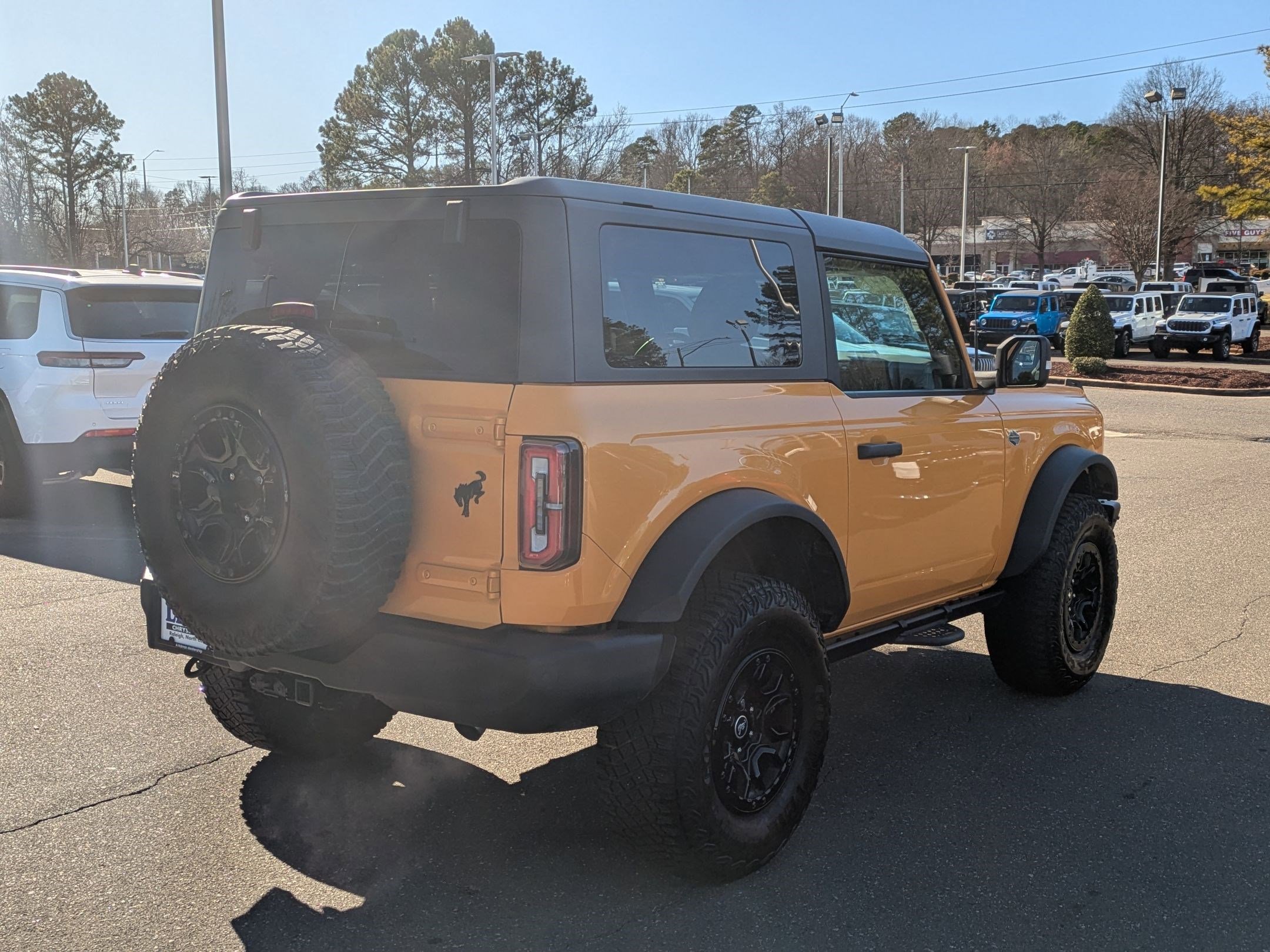 Used 2022 Ford Bronco Wildtrak image 5