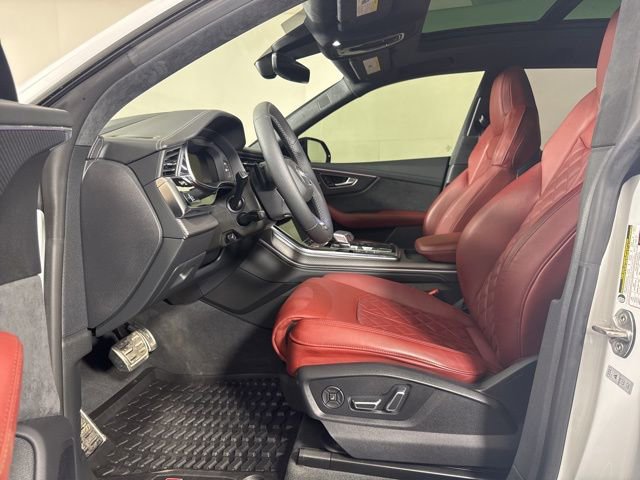 Used 2024 Audi SQ8 Prestige image 11