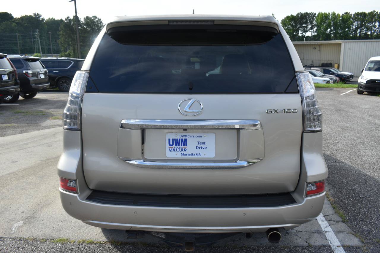 Used 2014 Lexus GX 460 w/ Premium Package AWD/4WD image 7