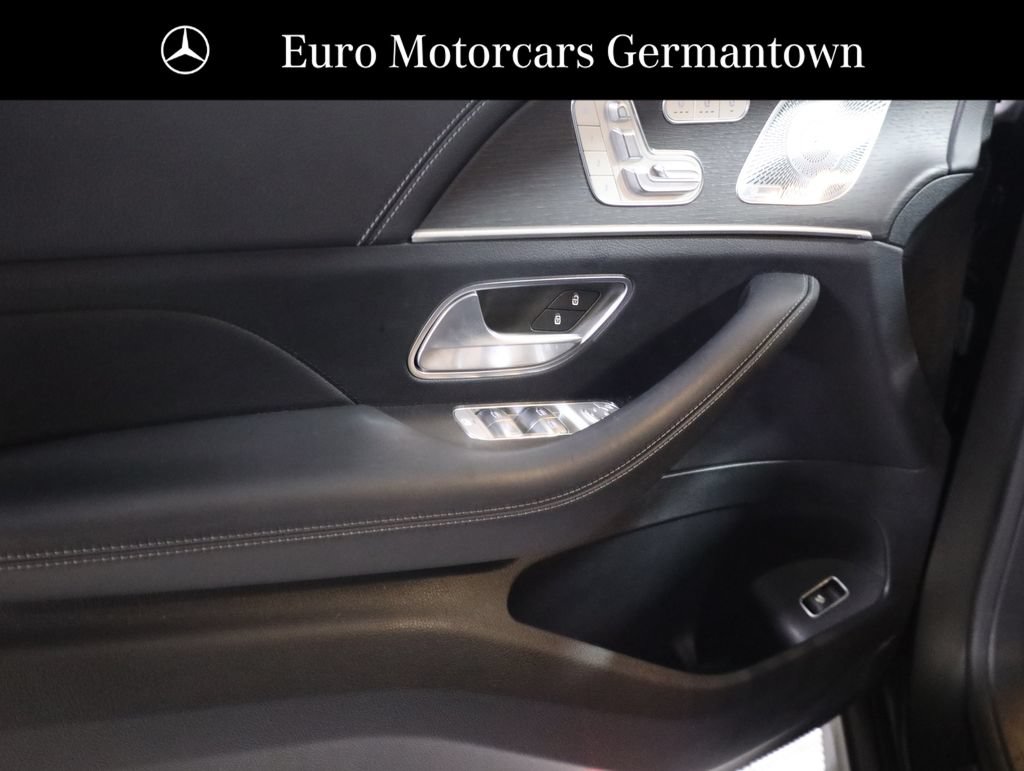 Used 2024 Mercedes-Benz GLE 53 AMG 4MATIC Coupe image 9
