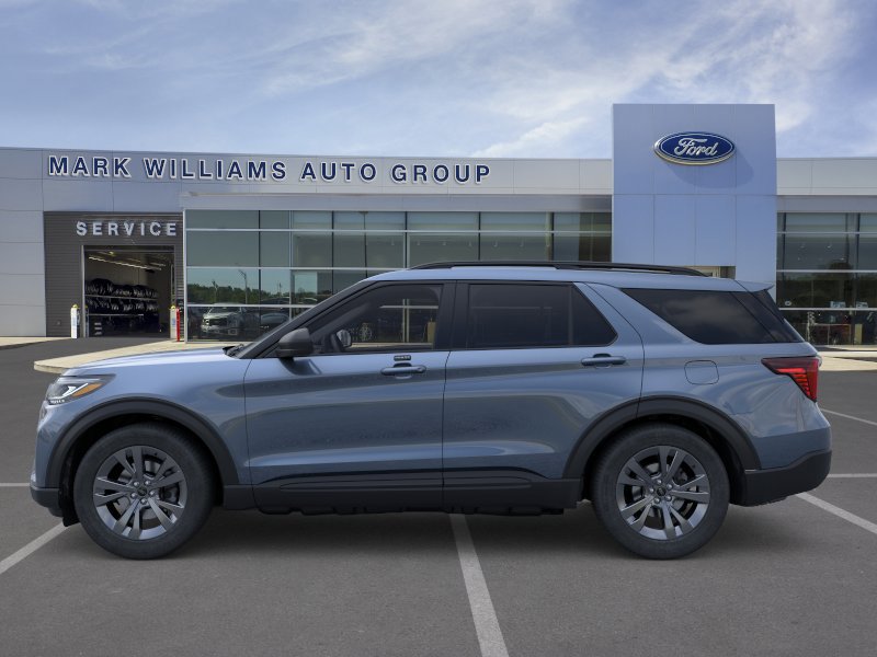New 2026 Ford Explorer Active image 3