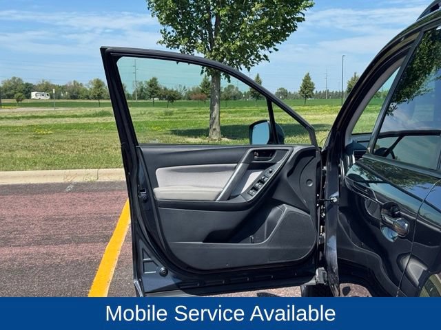 Used 2016 Subaru Forester 2.5i Premium w/ All-Weather Package AWD/4WD image 5