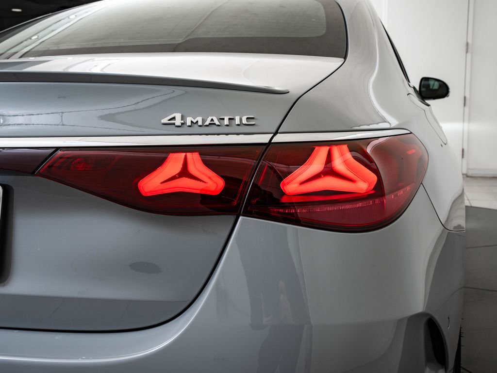 New 2026 Mercedes-Benz E 350 4MATIC Sedan image 9